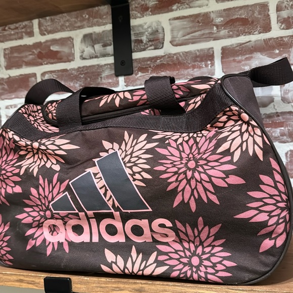 Adidas Floral Print Duffle Bag 18in X 10in X 11in - Picture 2 of 9